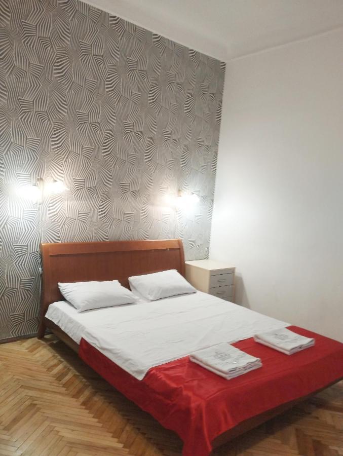 Apartament Of Center Lviv Apartment Bagian luar foto